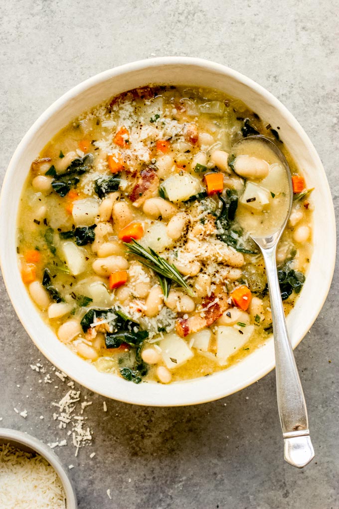 Tuscan White Bean & Kale Soup: Healthy, Hearty & Low-Calorie